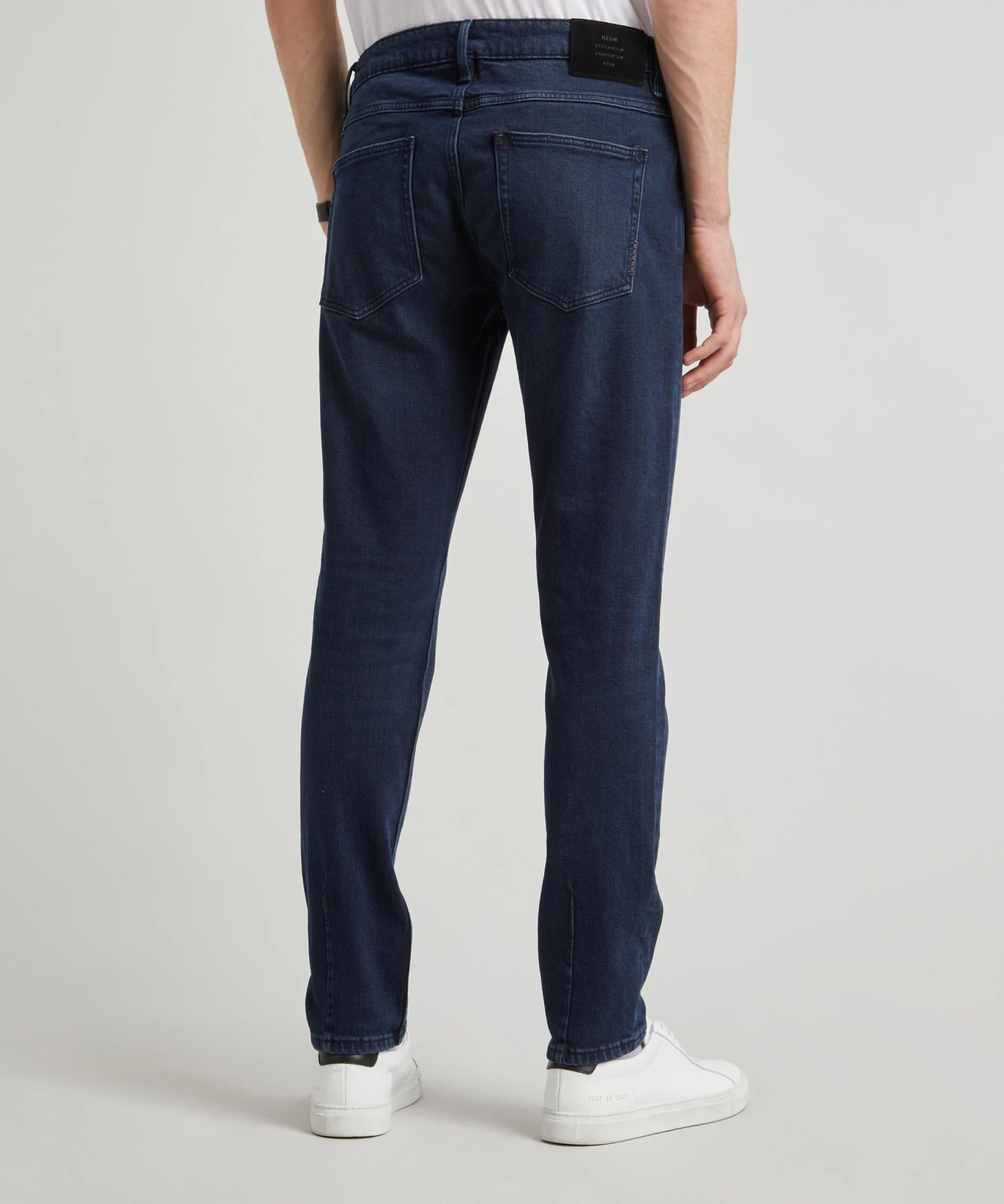 NEUW Lou Slim Silent Water Jeans - Image 4