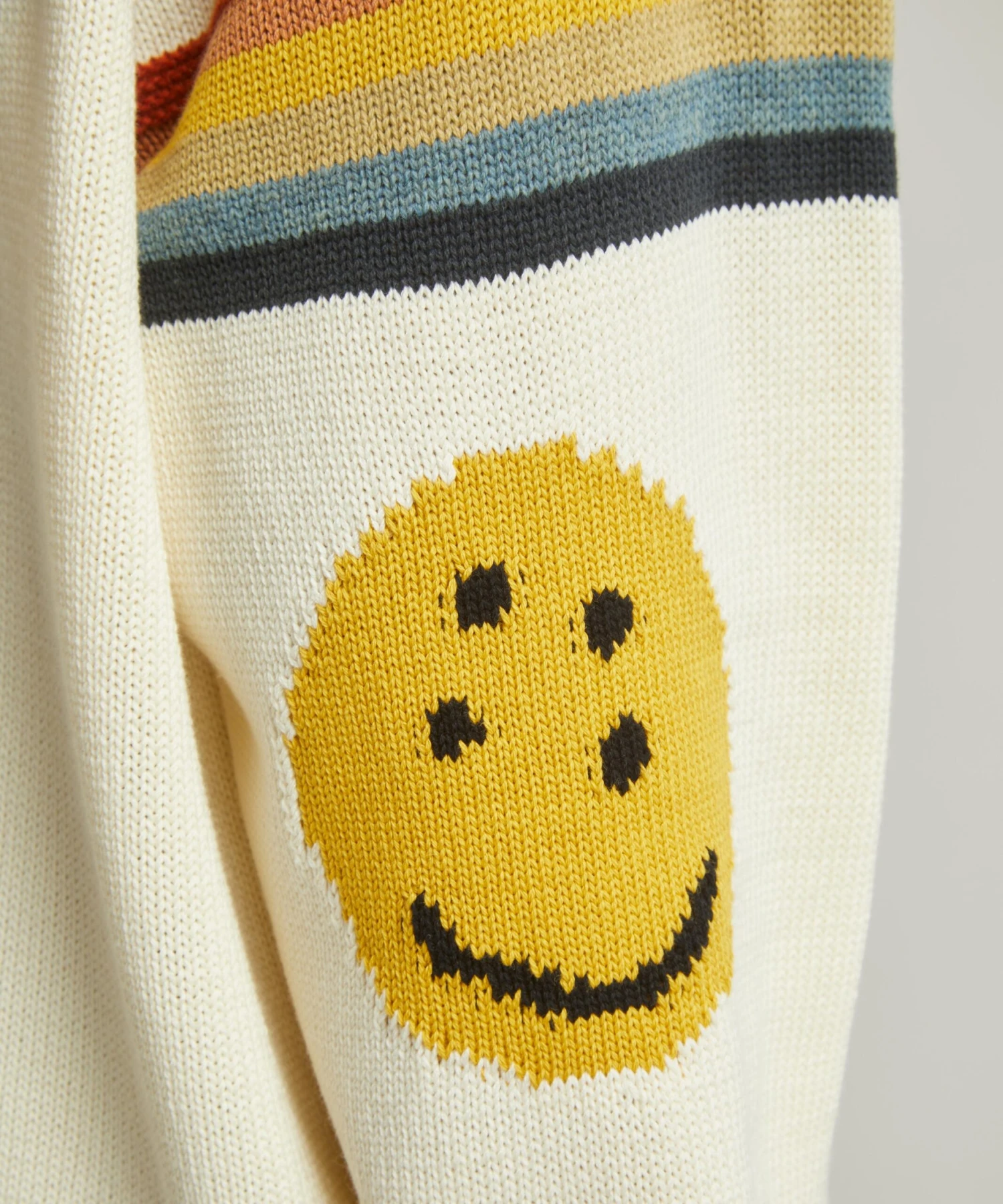 5g Knit Rainbow Smiley Jumper - Image 5