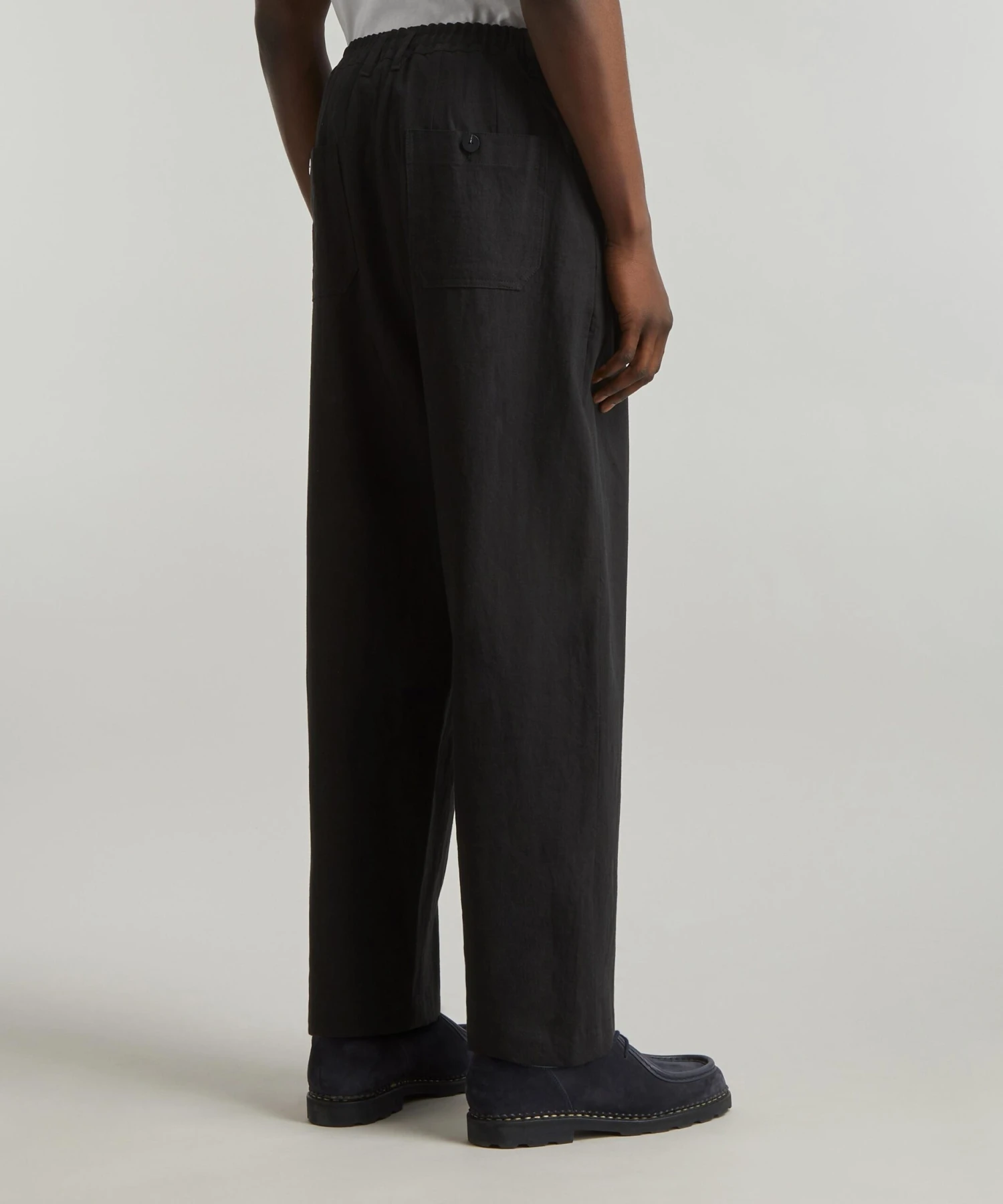 One Tuck Linen Trousers - Image 4